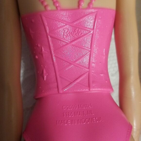 Lot of pre-owned barbie's - Picture 12 of 16